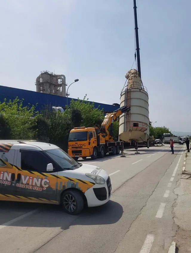 İnegöl vinç hizmeti: Tank taşıma